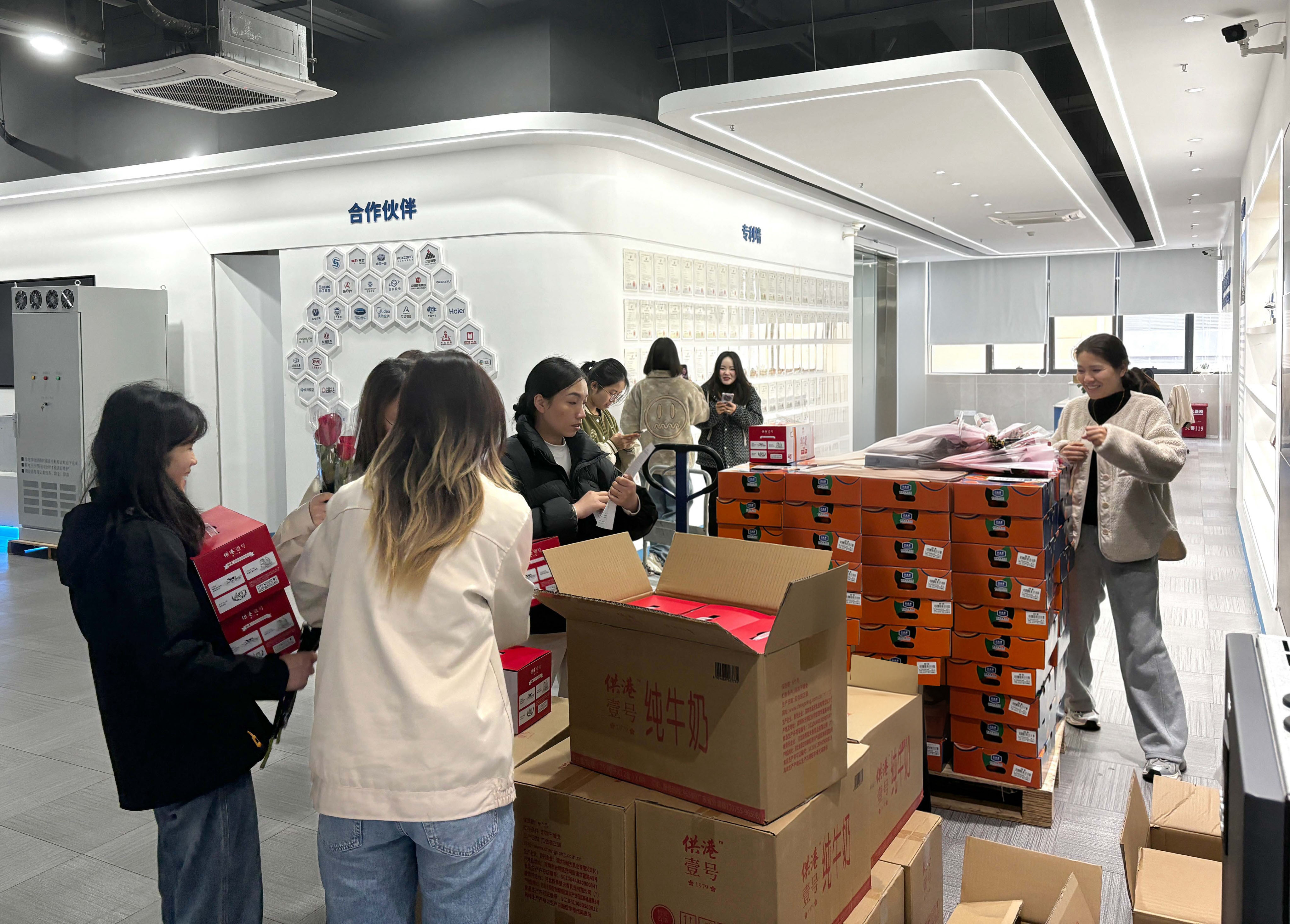 永利集团总站女神节特辑：巾帼不让须眉，女神节，愿快乐如影随形，绽放你的独特光芒！